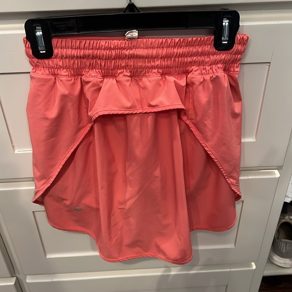 Lululemon - RETIRED STYLE - Hotty Hot HR skirt - Picture 5 of 5